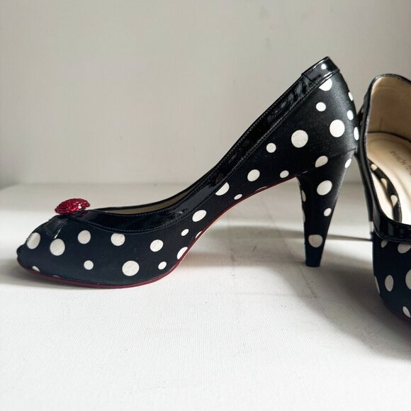 Ramon Tanza Black White Polka Dots Heart Detail PIn up Heels 9M - Picture 6 of 11